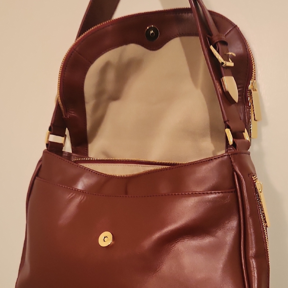 Beau + Arrow Charley Hobo - Picture 5 of 13